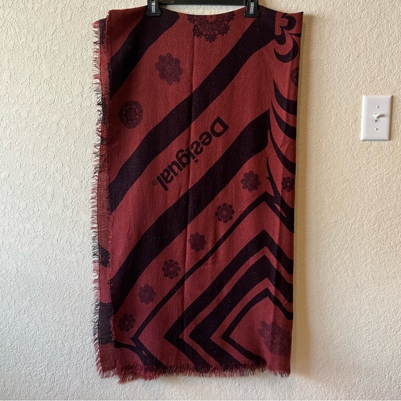 Desigual boho fringe blanket scarf - Picture 3 of 5